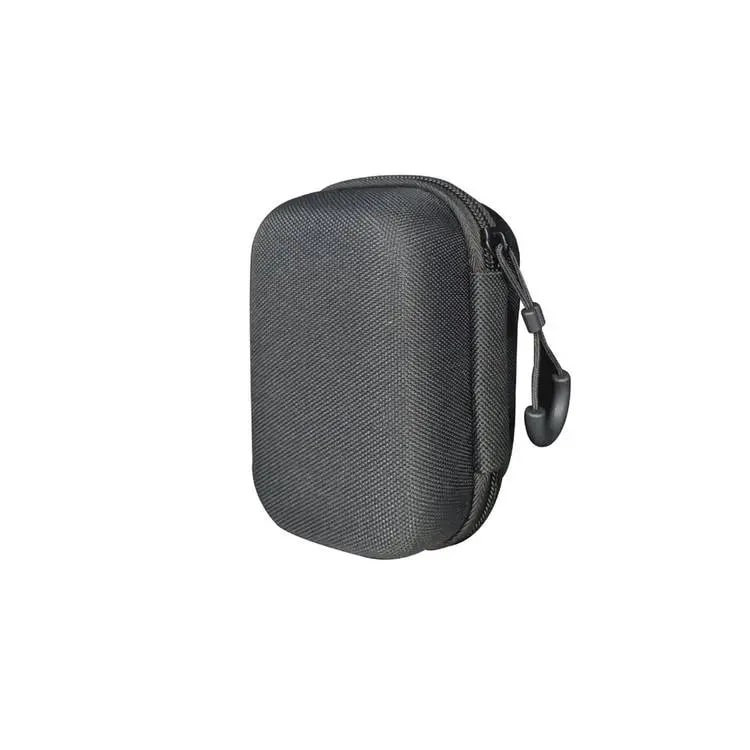 تصویر نزدیک از طراحی میکروفون برای نمایش جزئیات