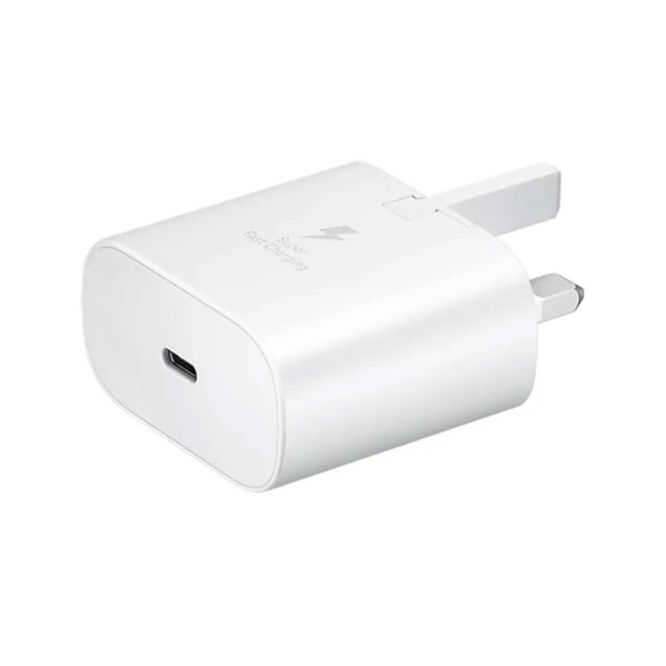 نمای نزدیک پورت USB-C
