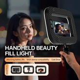 رینگ لایت شارژی YM200 در دست - طراحی هند هلد و هولدر موبایل