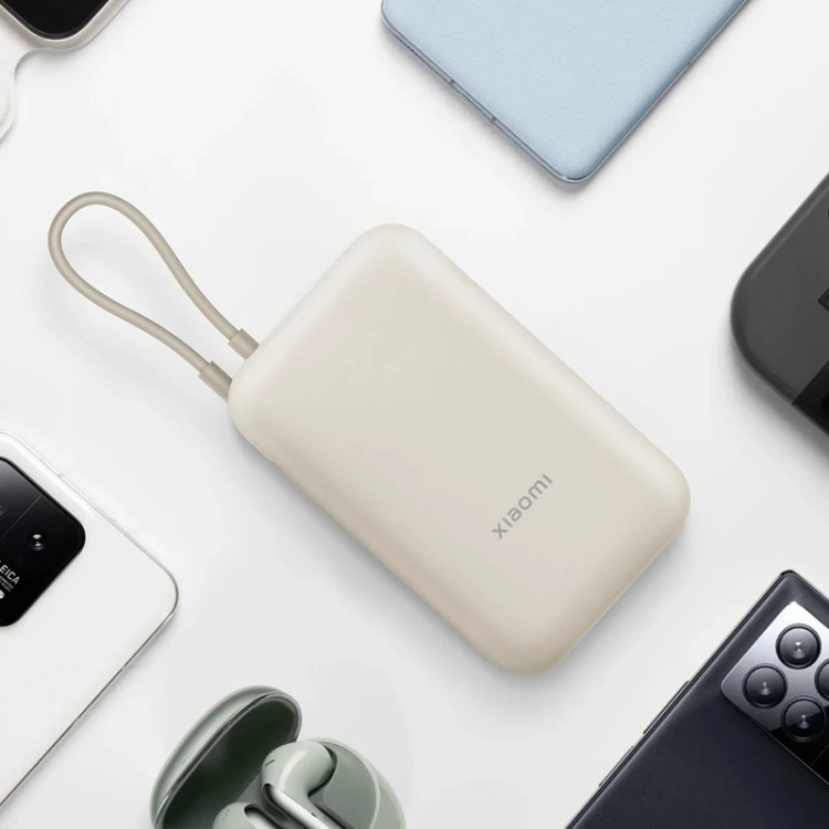 پاوربانک Xiaomi P15ZM رنگ کرم با طراحی جمعوجور و کابل داخلی